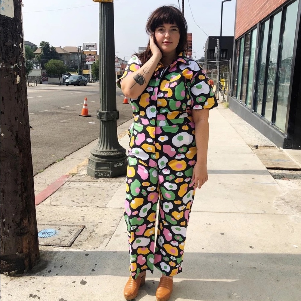 BNWOT Nooworks Egg Coveralls in 3x!